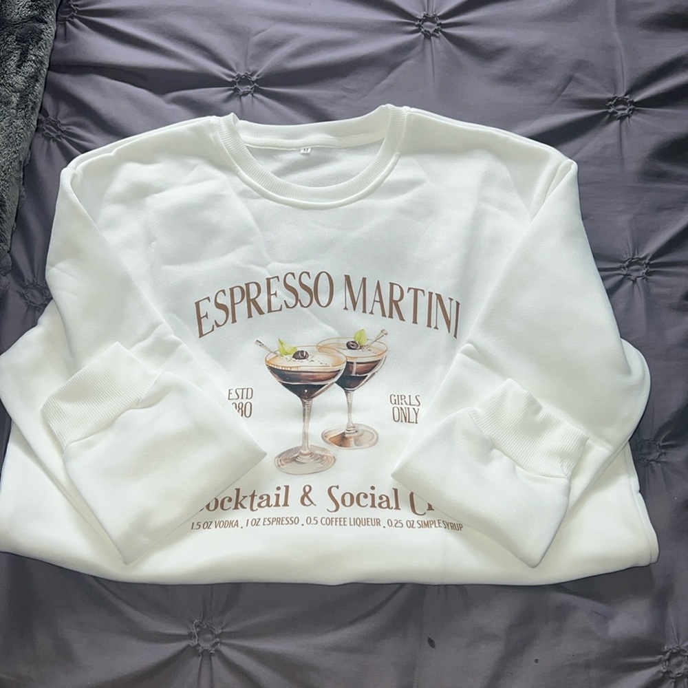 SHEIN crewneck